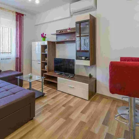 Апартаменты In 39074 *