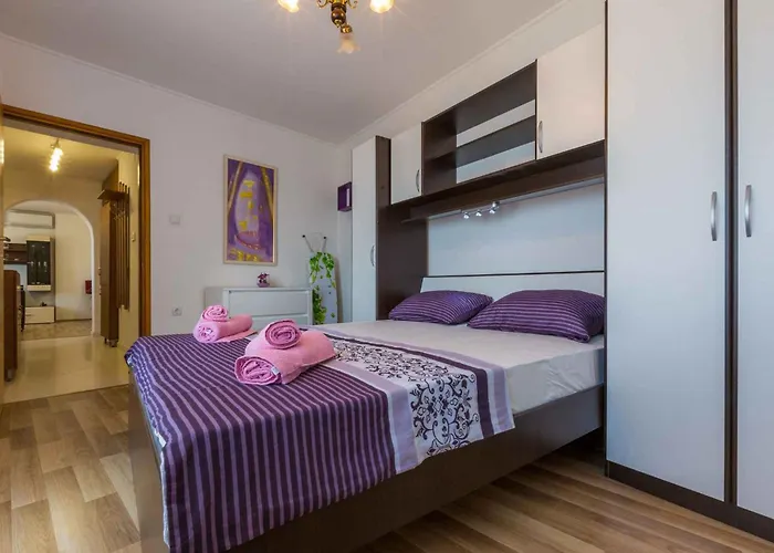 In 39074 Crikvenica